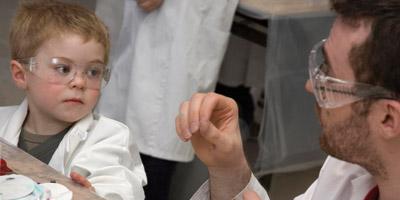 kids doing science