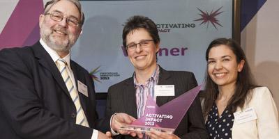 ERI staff receiving award