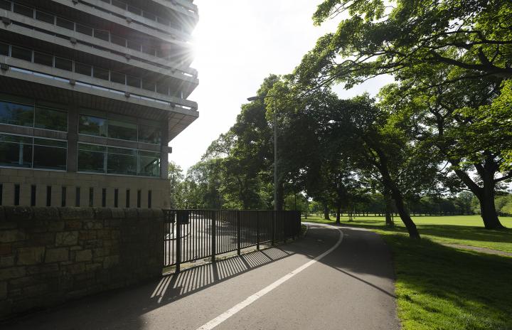 Cycle lanes and foot paths between the Meadows and the University's Main Libary 