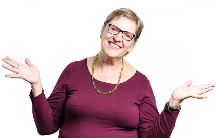 Alumna Daphne Loads