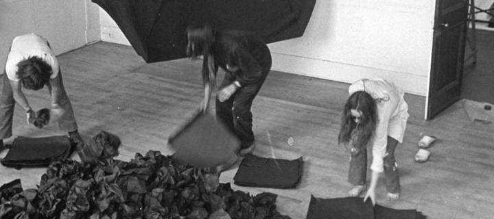 Reiner Ruthenbeck’s ‘Highland’ installation being assembled by Ruthenbeck and ECA students in studio E.21