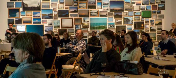 View of audience at Café des Artistes number 4.