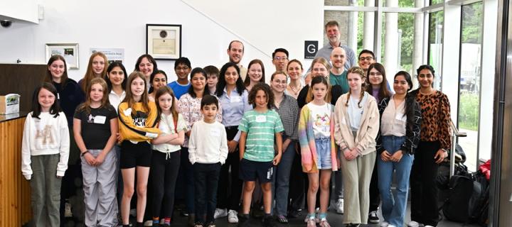 Group of researchers from Edinburgh and Munich with young judges