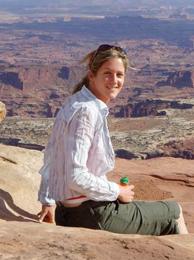Dr Helen Quinn