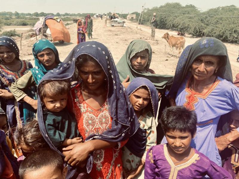  flood affectees in Pakistan - group of women and children