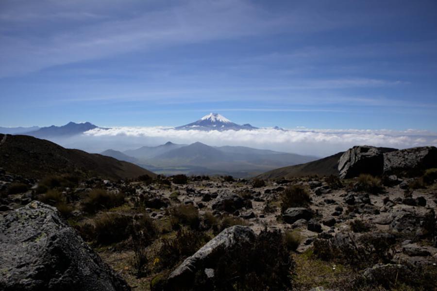 Blue sky, cloud and mountains
